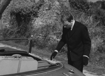 Spotlight on a Murderer (1961) download