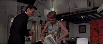 A Dandy in Aspic (1968) download